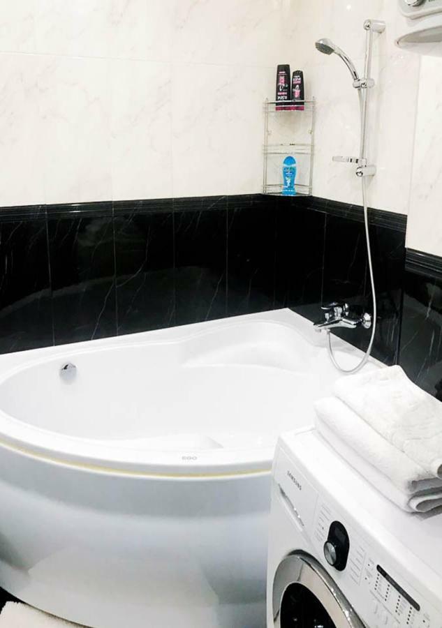 Rent-Kiev Apartment On Luxklavdievskaya Dış mekan fotoğraf